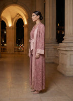 La dusty rose Dantelle Abaya