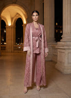La dusty rose Dantelle Abaya