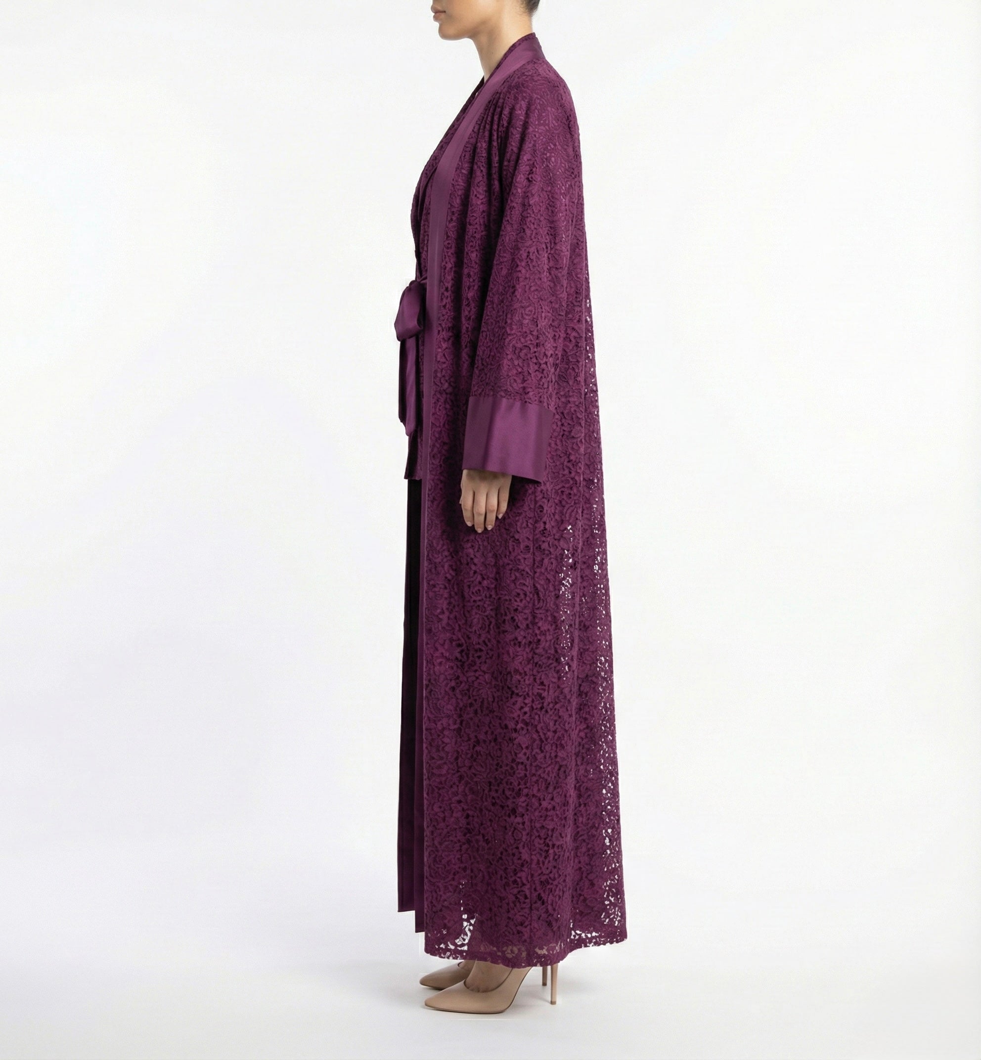 La bardoux Dantelle  Abaya
