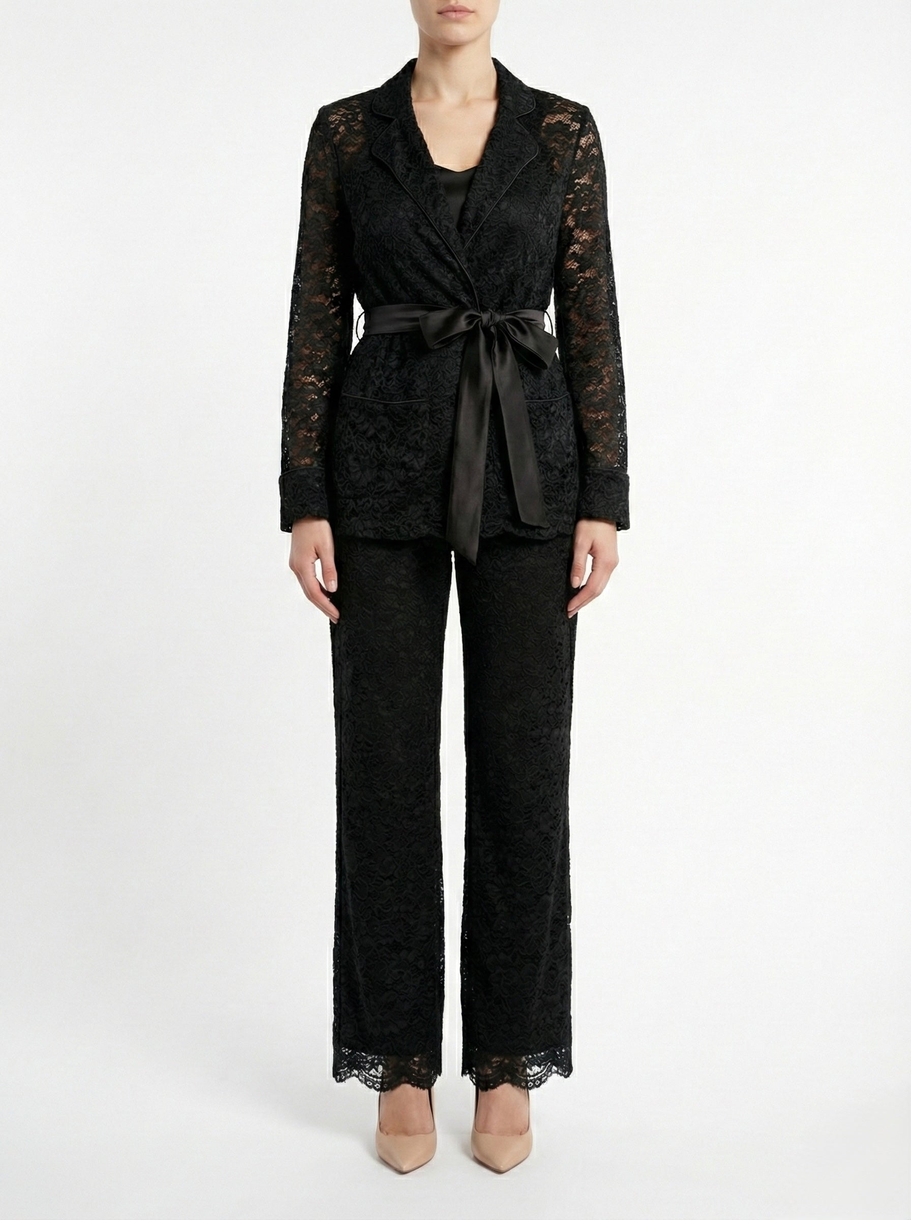 Lace Straight-Leg Trousers – La Noir